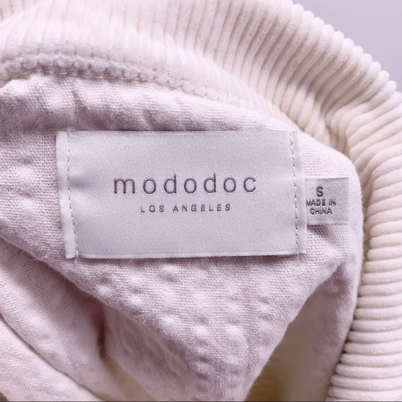 Mododoc Los Angeles Crème Button Down Shacket Size Small - Picture 2 of 6